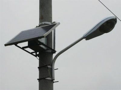 太陽(yáng)能一體化臂燈